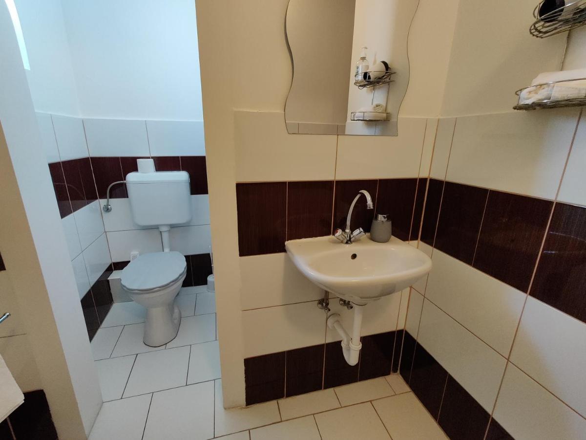 Katalin Apartmanház Miskolc Exterior foto