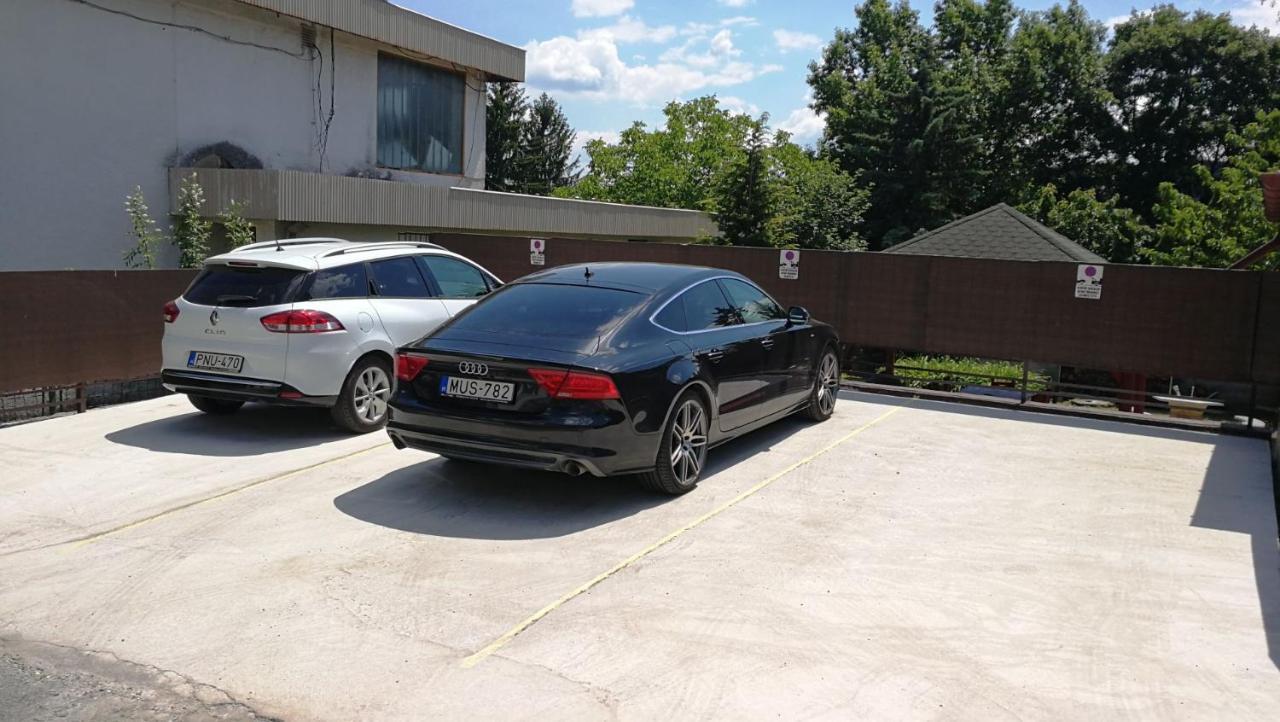 Katalin Apartmanház Miskolc Exterior foto
